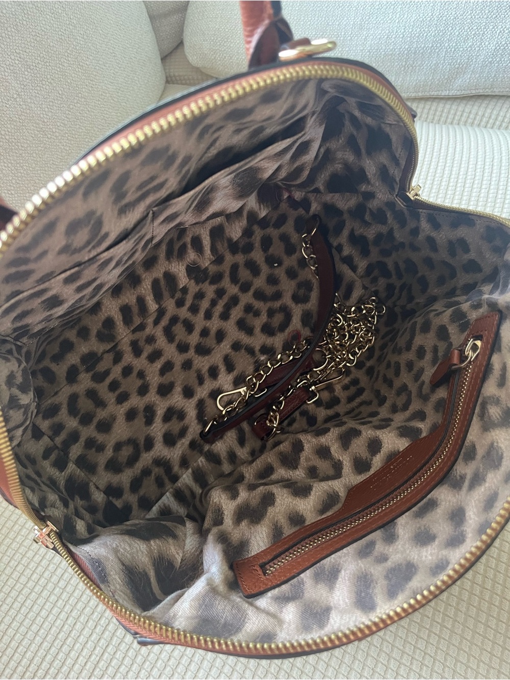 Roberto Cavalli Chestnut Brown Leather Satchel with Gold Hardware - Picture 2 of 9